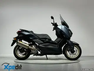 Yamaha X-Max 300 Tech Max