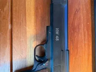 Weihrauch HW 45 Luftpistol CAL 22/5,5 MM