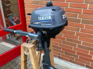 Yamaha 2,5 Hk 4 takt kort ben 
