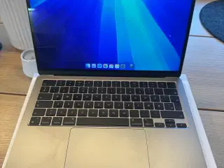 MacBook Air M2 13,6” 256 GB SSD