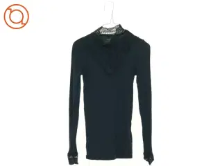 Bluse fra Name It (str. 140 cm)