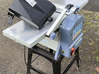 Afretter- og tykkelseshøvl.