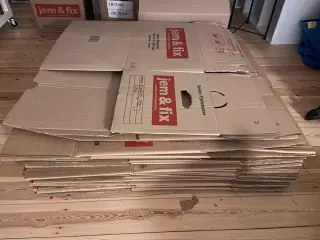 Flyttekasser