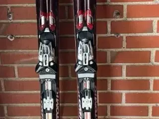 ATOMIC 85 CARVING SKI I FLOT STAND, 162 CM