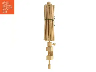 Træ garnvinde (str. 67 cm)