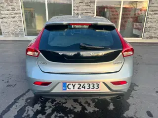 Volvo V40 2,0 D3 150 Momentum aut.