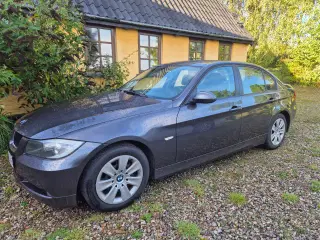 Bmw 318d, sedan