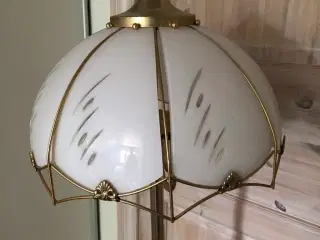 Standerlampe med glasskærm
