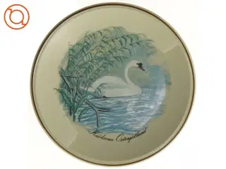 Tallerken med svane motiv fra Annaburg (str. 19 x 19 cm)