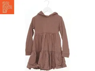 Kjole med hætte fra Name It (str. 122)
