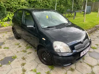 Toyota Yaris 2004 kørt kun 199.000km