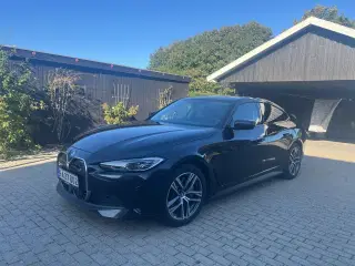 BMW i4  eDrive40