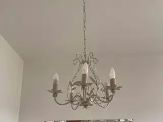 Lysekrone 2 stk 99kr 