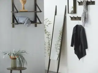 4 stk. Uno knagerække