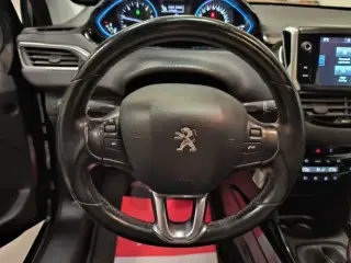 Peugeot 2008 1,6 BlueHDi 100 Envy