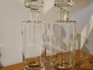 2 stk. Glaskarafler
