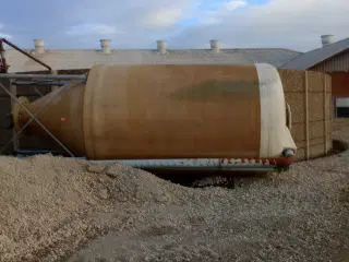 20 m3 Glasfiber silo ca 14 ton