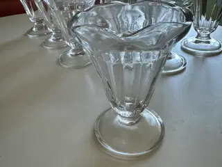 Y formet glas til fx. Forret eller dessert 