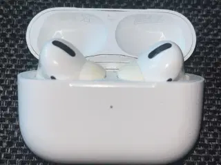 Apple AirPods Pro