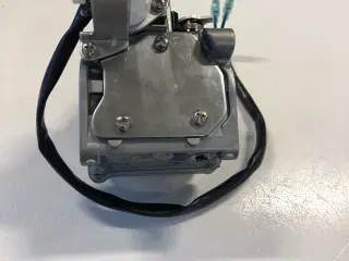 Komplet karburator sælges 15 hk.