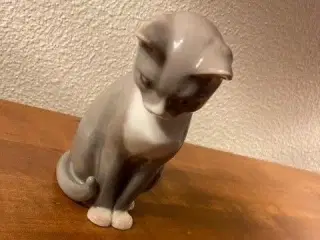 Kongelig porcelæns kat