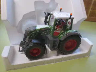 1 stk Ny Fendt 728 Vario Julemodel 