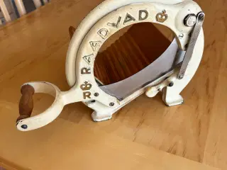 Gammel Raadvad brødskærer