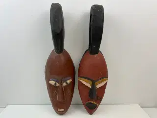 2 stk. store afrikanske masker