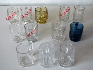 8 Forskellige gamle børneglas