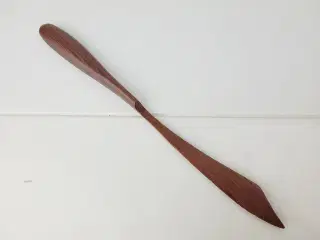 Brevkniv i teaktræ