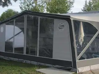 Bürstner Averso Plus 410 TS
