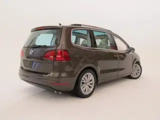 2010 VW Sharan TDI 1:18  Limited edition