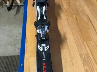 Carving ski 163 cm