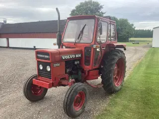 volvo 2200 traktor