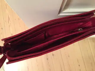 Monroe rød skind clutch