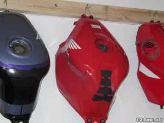CBR 600 F4