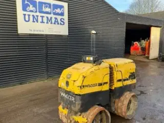 Råjordskompaktor med fjernbetjening