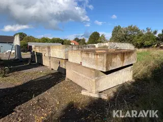 Fyldende betonelementer 14 styk