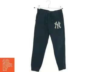 Sweatpants fra NBA (str. 110 cm)