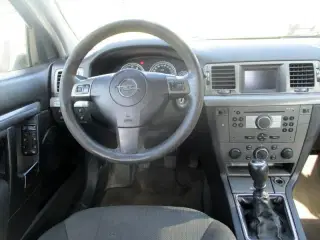 Opel Vectra 1,8 16V 140 Limited