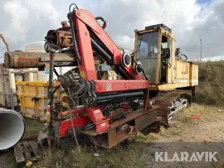 Gravemaskine Caterpillar 219 ombygget med Knebel boretårn og Fassi kran