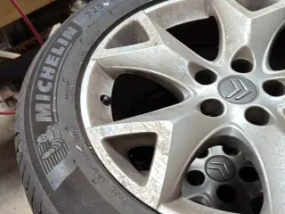 4x Citroën C5 alufælge 17” m. bolte – inkl. dæk