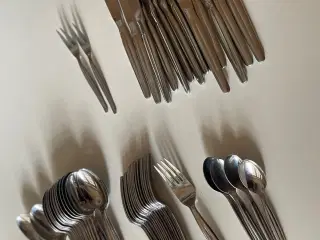 Bestik, rustfrit stål.