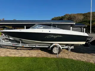 Power boat Baja 202 Islander 8 cyl