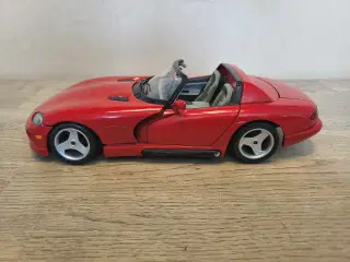 Modelbil: VIPER RT/10 DODGE 1992.  Skala 1/18.