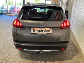 Peugeot 2008 1,2 e-THP 110 Allure Sky