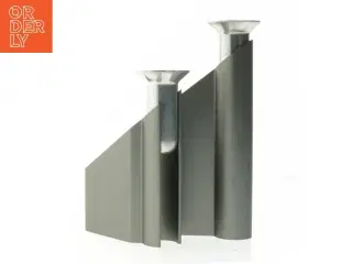 Moderne lysestage med to holdere fra Georg Jensen (str. 20 cm)