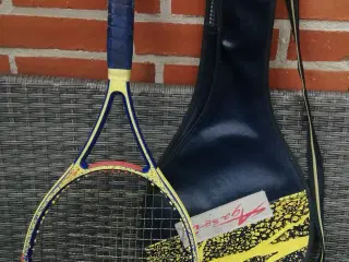 AGASSI STAR 5000 DONNAY, SAMLEOBJEKT, FLOT STAND