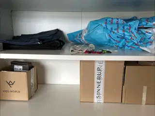 Pax garderobeskab med skydelåger