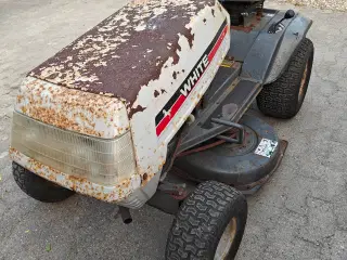 MTD White Havetraktor 